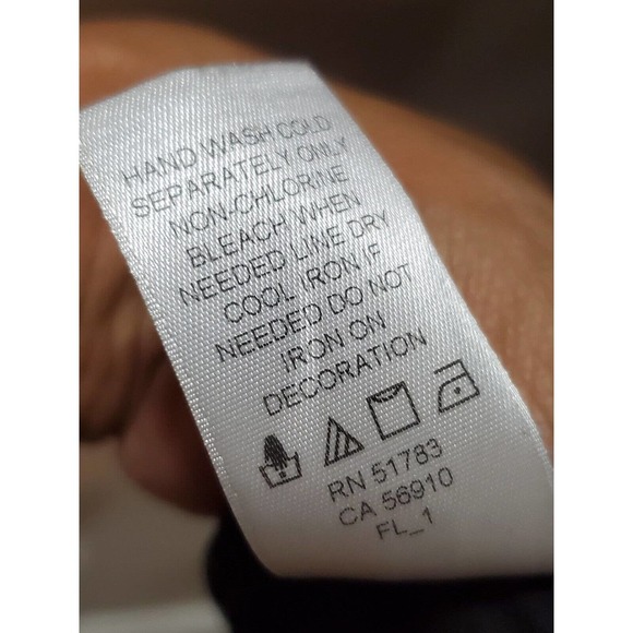 Maurices Women's Black 100% Polyester Round Neck Sleeveless Top Blouse Size 1 - Picture 10 of 12